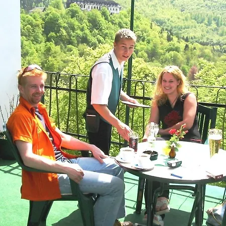 Weisser Hirsch 3*